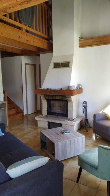 Maison De Montagne Au Calme Avec Cheminee Poubeau ภายนอก รูปภาพ